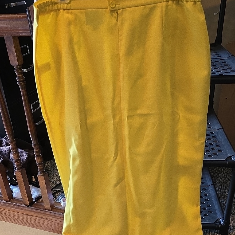 Metrostyle Yellow Midi Pencil Skirt Casual Resort Wear